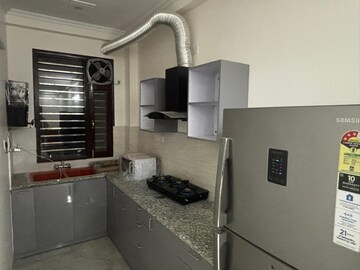 Kitchen in 2.5 BHK Builder Floor at Greenwood City, Sector 40 – for Rent