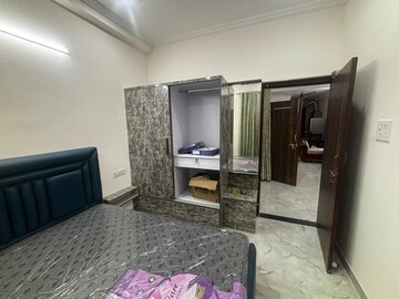 Living Room in 2.5 BHK Builder Floor at Greenwood City, Sector 40 – for Rent