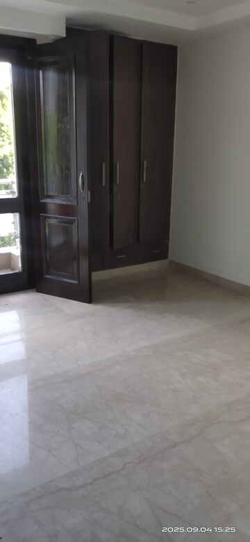 3 BHK Builder Floor For Rent in Safdarjung Enclave