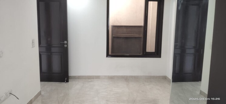 Room, safdarjung enclave 3 Bedroom 200 Sq.Yd. Builder Floor In Safdarjung Enclave Delhi 9153342