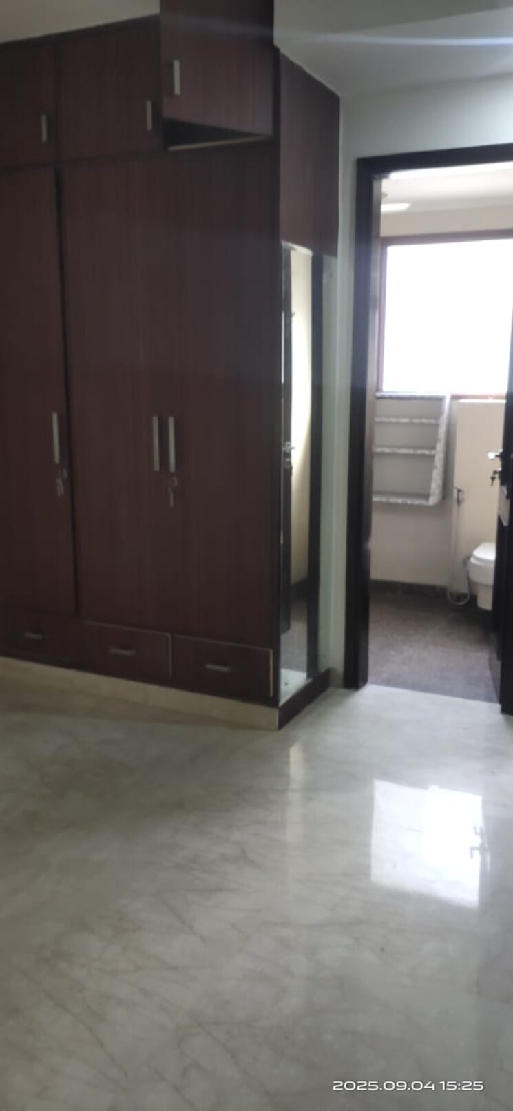 Room, safdarjung enclave 3 Bedroom 200 Sq.Yd. Builder Floor In Safdarjung Enclave Delhi 9153342