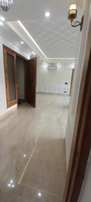 Bathroom in 4 BHK Builder Floor at Chittaranjan Park – for Rent