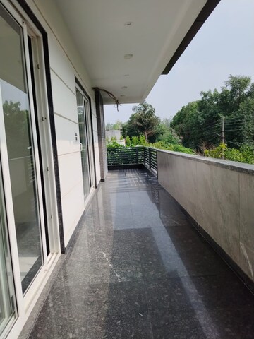 Balcony in 4 BHK Builder Floor at Sector 46 – for Sale