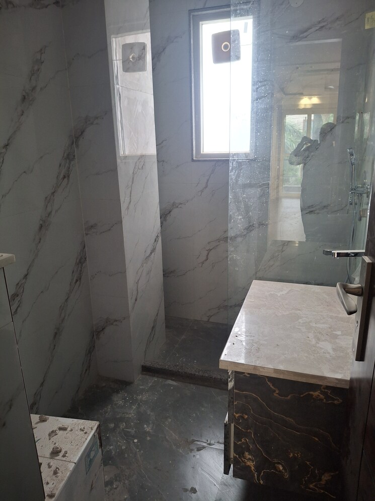 Bathroom, bestech-park-view-city-1 3.5 Bedroom 1650 Sq.Ft. Apartment In Sector 48 Gurgaon 9153420