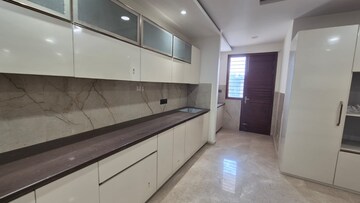 Kitchen in 4 BHK Builder Floor at Sector 46 – for Sale
