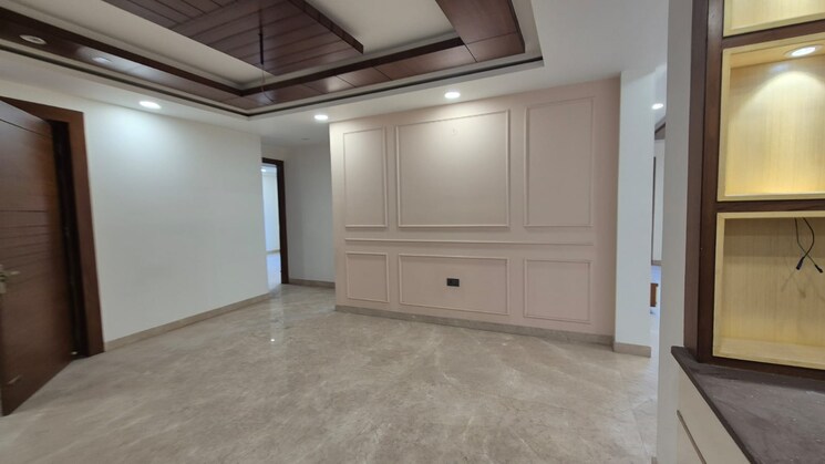 Room, sector 46 4 Bedroom 4500 Sq.Ft. Builder Floor In Sector 46 Faridabad 9153403