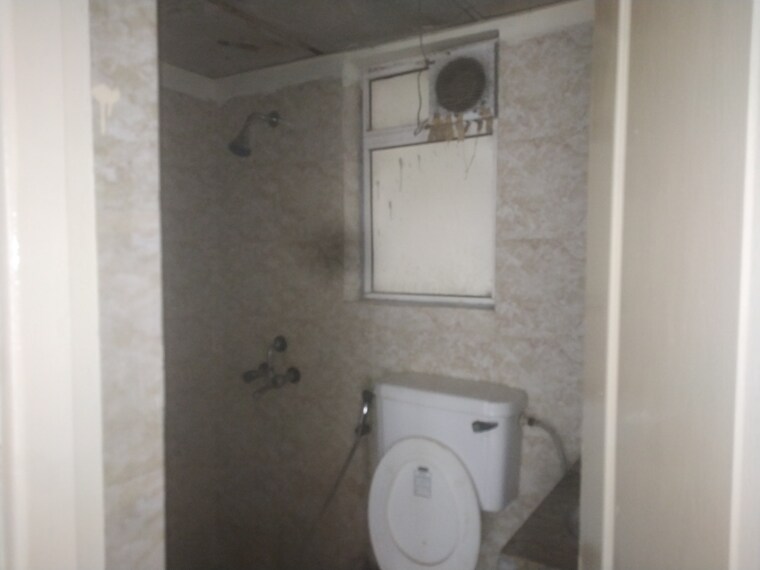 Bathroom, paras-seasons 3 Bedroom 1165 Sq.Ft. Apartment In Sector 168 Noida 9153445