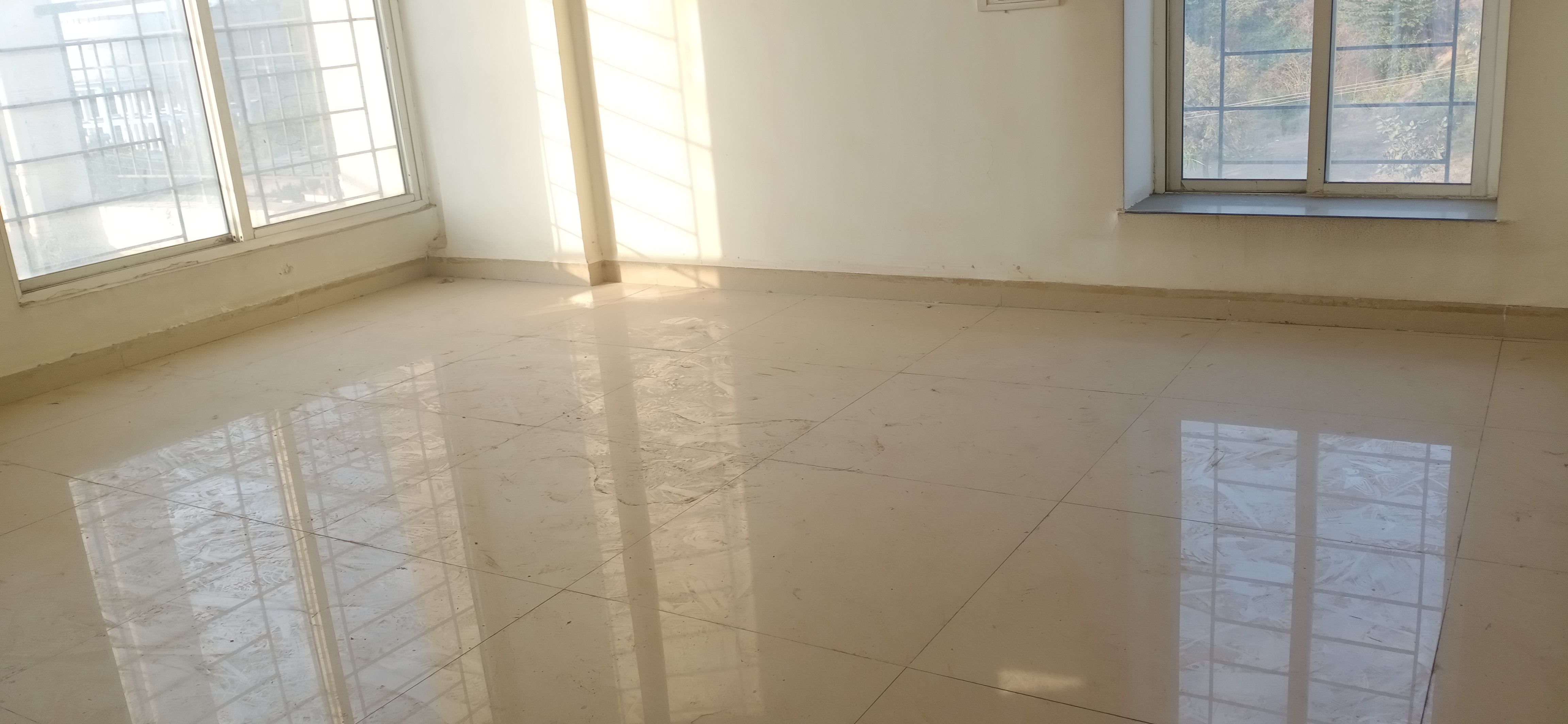 2 BHK + Servant Room Apartment For Sale in Mahesh Galaxy