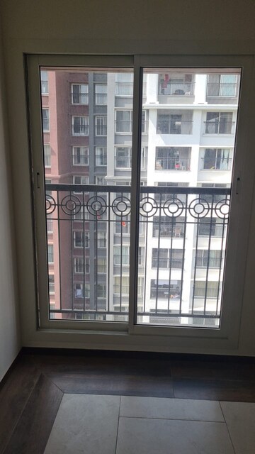 Room in 3 BHK Apartment at Sobha Windsor, Whitefield – for Sale
