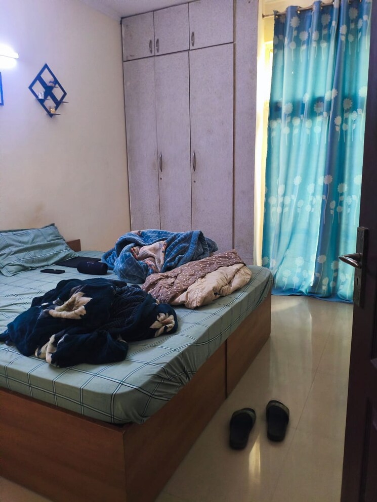 Bedroom, amrapali-silicon-city 2 Bedroom 1075 Sq.Ft. Apartment In Sector 76 Noida 9153487