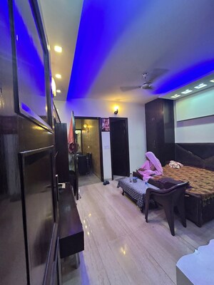 Living Room in 3 BHK Builder Floor at Palam Vihar – for Sale