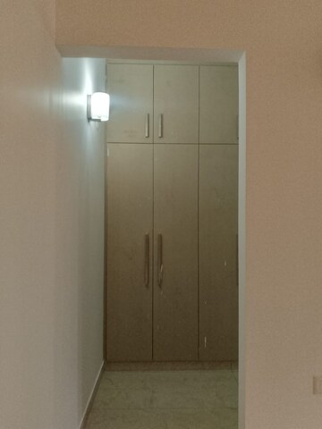 Room in 3 BHK Apartment at Smart World Gems, Sector 89 – for Rent