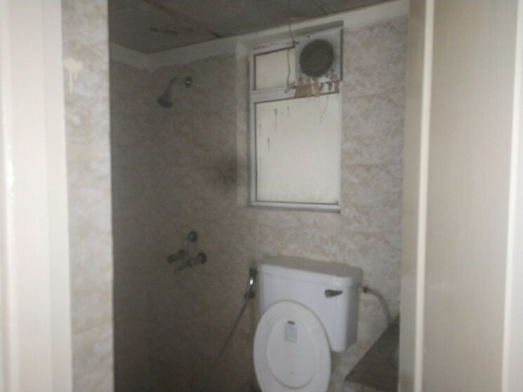 Bathroom, paras-seasons 3 Bedroom 1165 Sq.Ft. Apartment In Sector 168 Noida 9153514