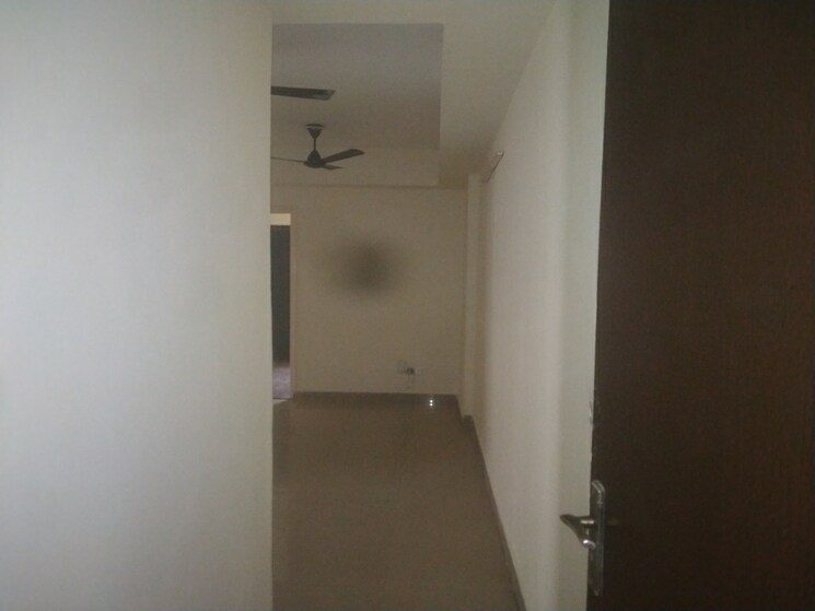 Other, paras-seasons 3 Bedroom 1165 Sq.Ft. Apartment In Sector 168 Noida 9153514