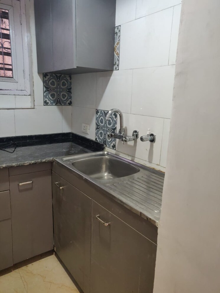 Kitchen, greater kailash i 1 Bedroom 400 Sq.Ft. Builder Floor In Greater Kailash I Delhi 9153504