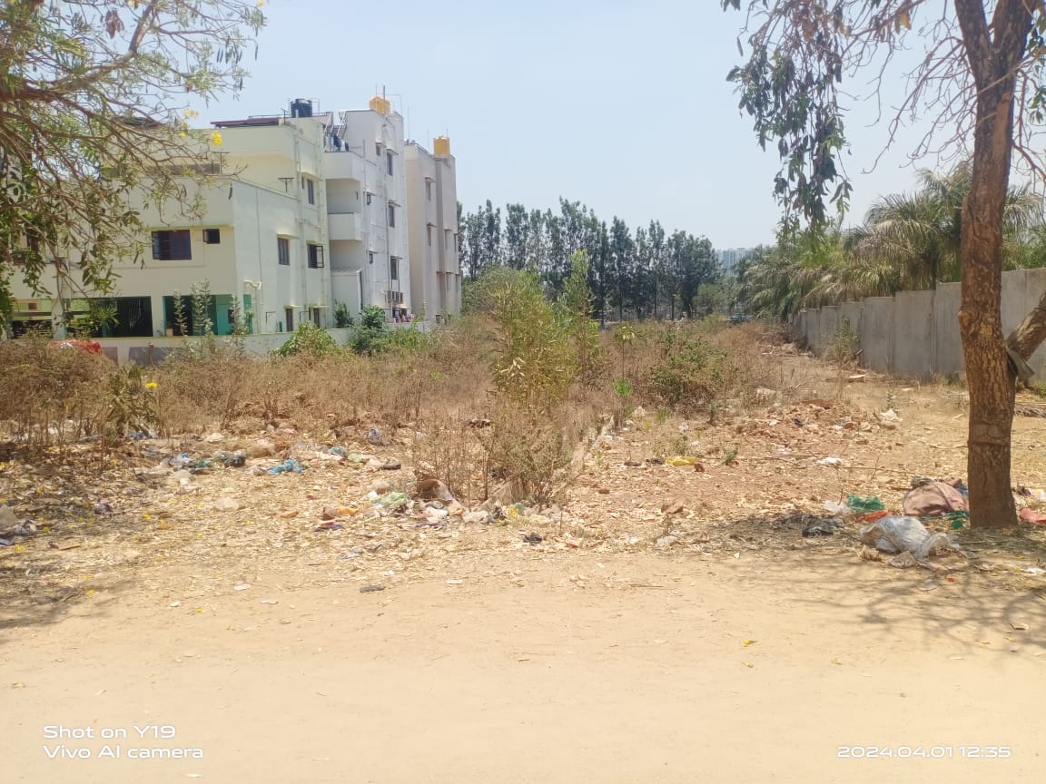 Plot For Sale in Jakkuru