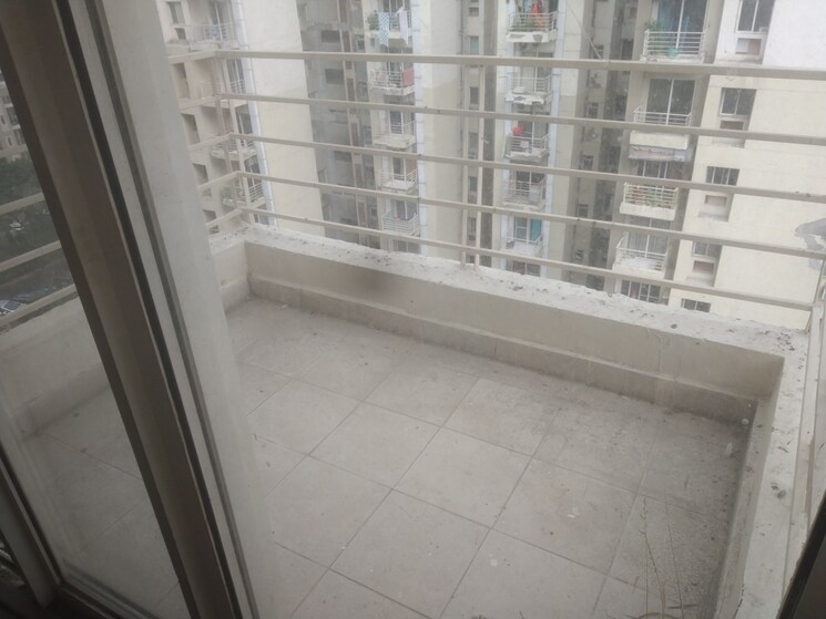 Balcony, paras-seasons 3 Bedroom 1625 Sq.Ft. Apartment In Sector 168 Noida 9153523