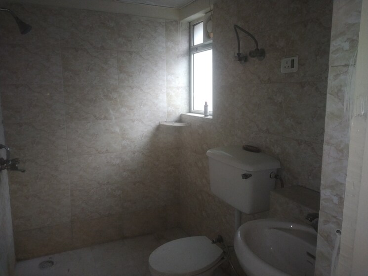 Bathroom, paras-seasons 3 Bedroom 1625 Sq.Ft. Apartment In Sector 168 Noida 9153523