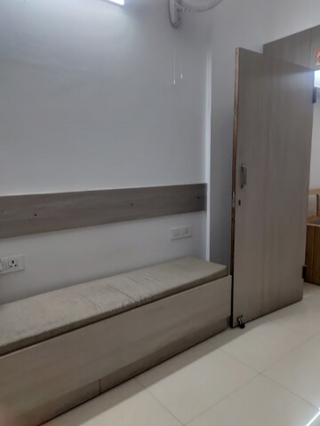  Office Space For Sale in Vipul Plaza Faridabad, Sector 81