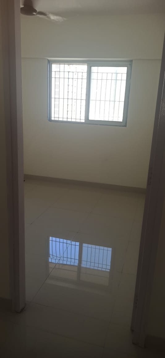 2 BHK 700 Sq.Ft. Apartment in KM Horizon Flora