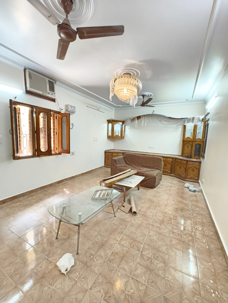 2 BHK + Pooja Room Builder Floor For Rent in Masjid Moth DDA Flats RWA