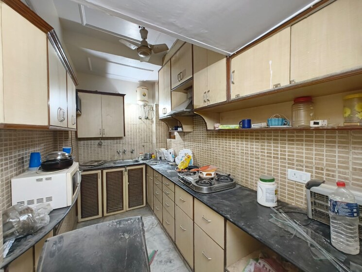 Kitchen, masjid-moth-dda-flats-rwa 2 Bedroom 1200 Sq.Ft. Builder Floor In Greater Kailash I Delhi 9153559