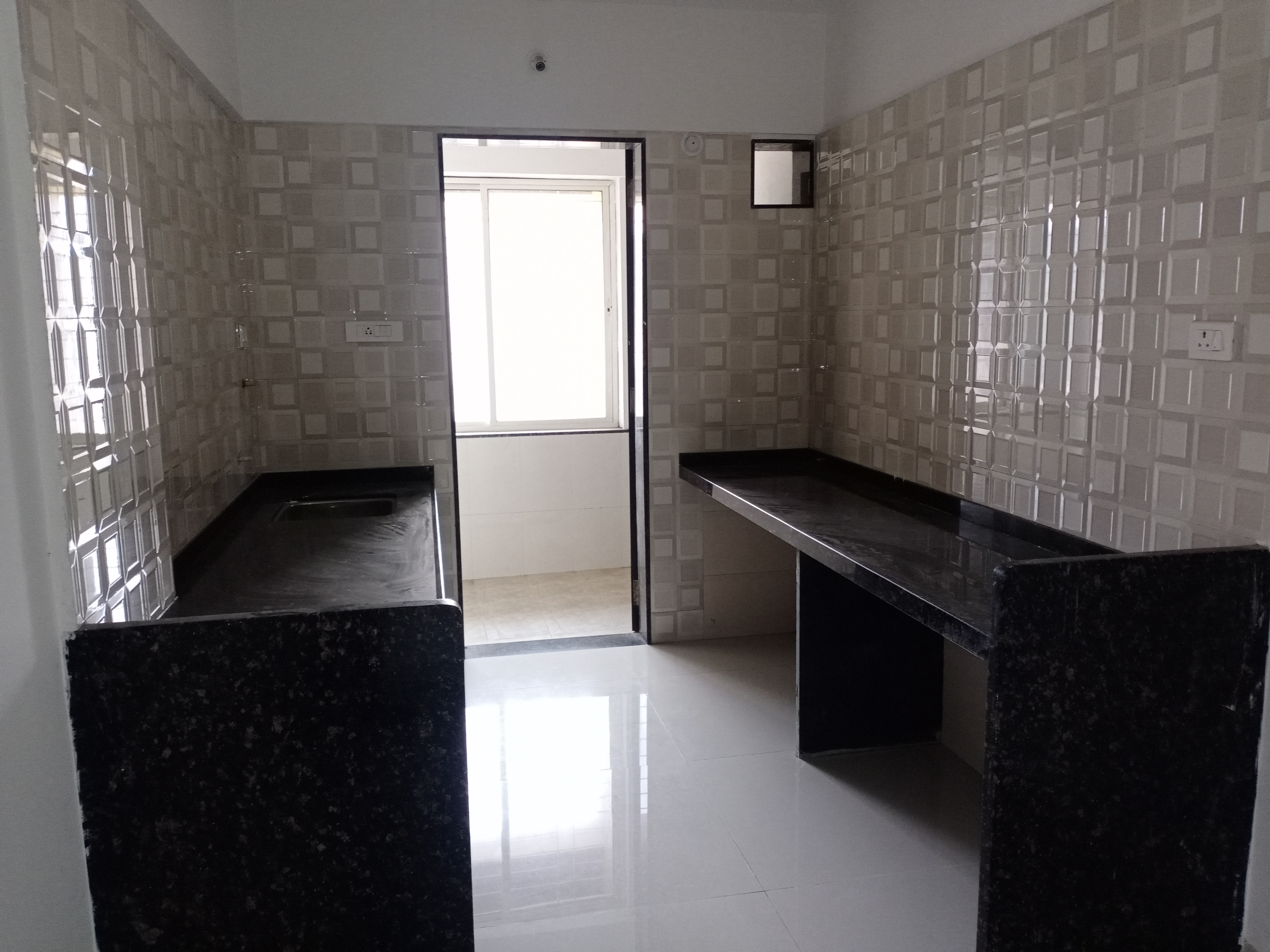 2 BHK + Servant Room Apartment For Sale in Mahesh Ellanza