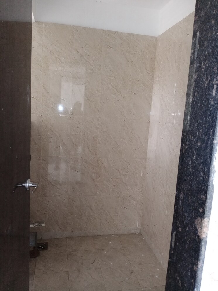 Bathroom, mahesh-ellanza 2 Bedroom 756 Sq.Ft. Apartment In Vadgaon Budruk Pune 9153537