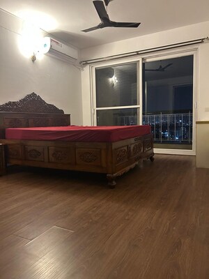 Room in 4 BHK Apartment at SNN Raj GreenBay, Electronic City Phase ii – for Rent