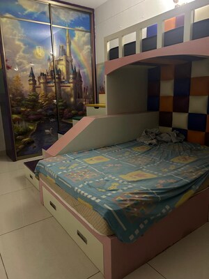 Bedroom in 4 BHK Apartment at SNN Raj GreenBay, Electronic City Phase ii – for Rent