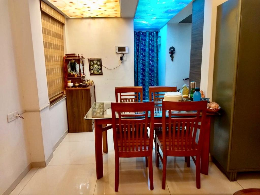 2 BHK + Servant Room Apartment For Sale in Meenakshi Puram Apartment