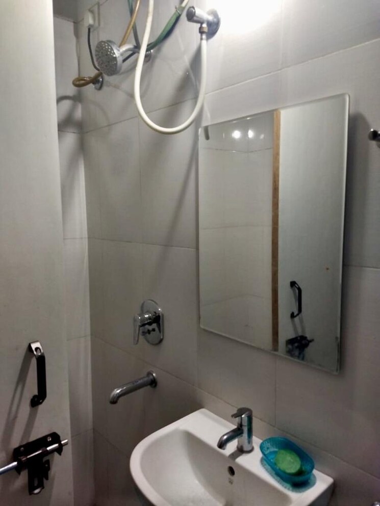 Bathroom, meenakshi-puram-apartment 2 Bedroom 1000 Sq.Ft. Apartment In Vadgaon Budruk Pune 9153557