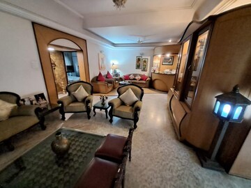 Living Room in 6 BHK Independent House at Rock House, Jayamahal – for Sale