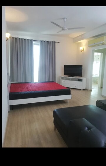 Bedroom in 4 BHK Apartment at DLF The Belaire, Sector 54 – for Sale