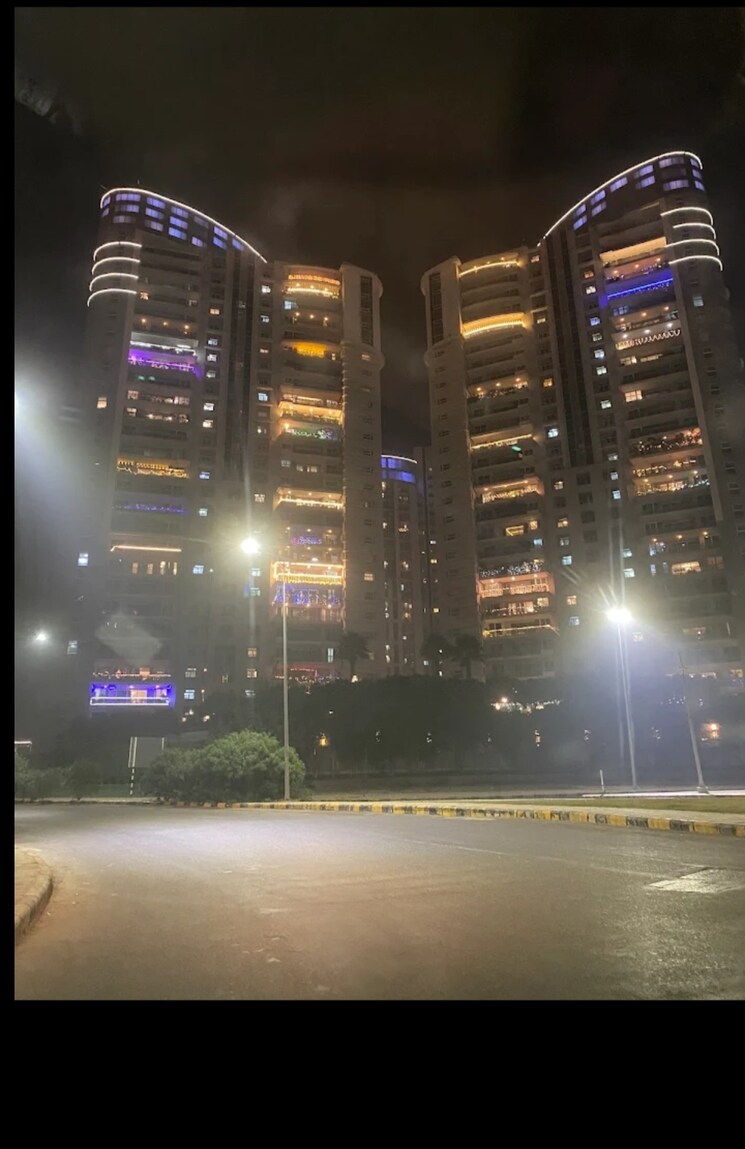 Exterior View, dlf-the-belaire 4 Bedroom 4089 Sq.Ft. Apartment In Sector 54 Gurgaon 9153587