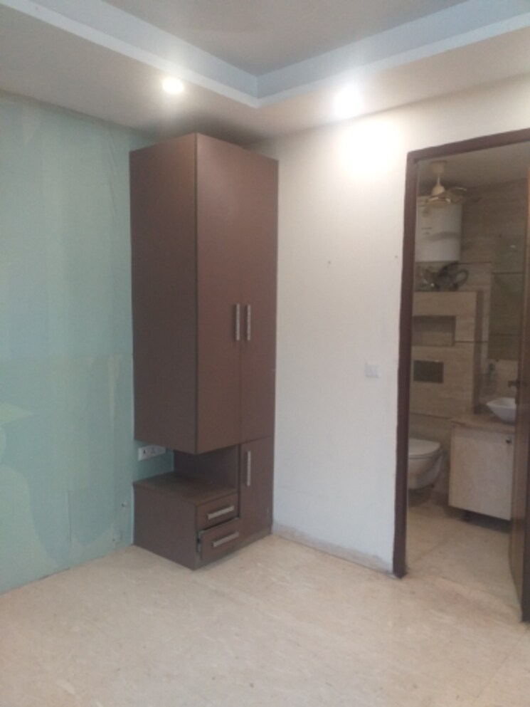 Room, new rajinder nagar 3 Bedroom 1560 Sq.Ft. Builder Floor In New Rajinder Nagar Delhi 9153642