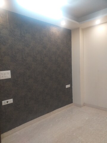 Room in 3 BHK Builder Floor at New Rajinder Nagar – for Rent
