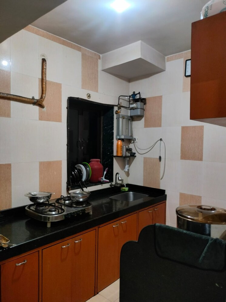Kitchen, vrindavan-chs-thane-west 2 Bedroom 745 Sq.Ft. Apartment In Vrindavan Society Thane 9153670