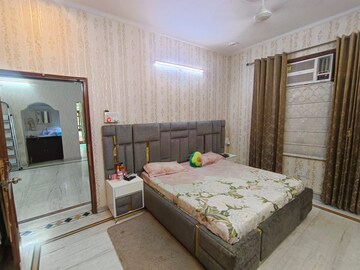 Bedroom in 3 BHK Independent House at Sector 31 – for Rent
