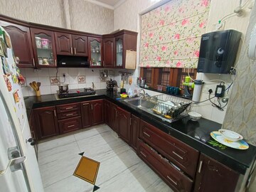 Kitchen in 3 BHK Independent House at Sector 31 – for Rent