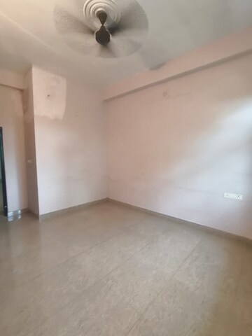 Room in 2 BHK Independent House at Gomti Nagar – for Rent