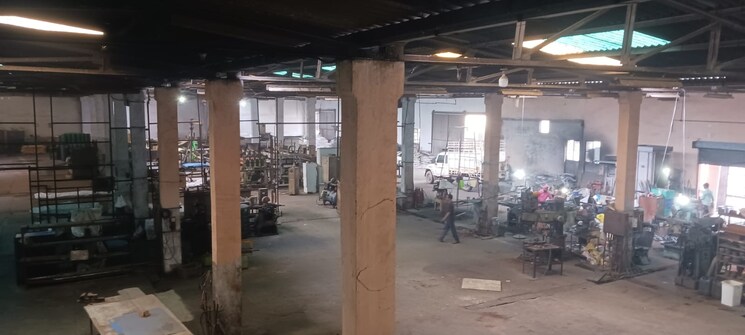  Parking, panchkula industrial area phase i Commercial Warehouse 20000 Sq.Ft. In Panchkula Industrial Area Phase I Panchkula 9153758