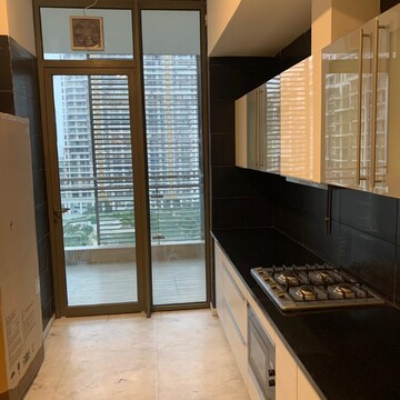 Kitchen in 3.5 BHK Apartment at M3M Latitude, Sector 65 – for Rent