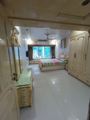 Living Room in 3 BHK Apartment at Sher E Punjab, Andheri East – for Sale