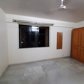 Room in 2 BHK Apartment at Powai – for Rent