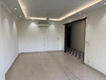 Room in 3 BHK Builder Floor at Greater Kailash I – for Rent