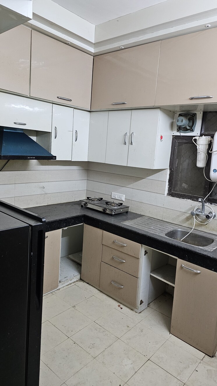 Kitchen, muzaffar nagar ghusval 3.5 Bedroom 1460 Sq.Ft. Apartment In Muzaffar Nagar Ghusval Lucknow 9153847