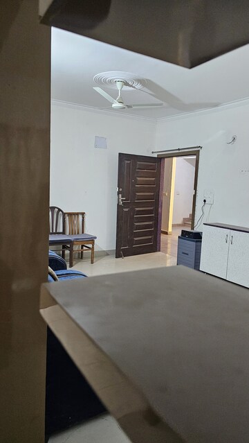 Room in 3.5 BHK Apartment at Muzaffar Nagar Ghusval – for Rent