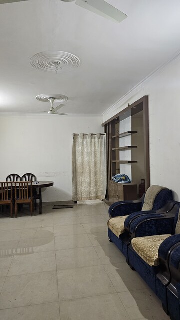 Living Room in 3.5 BHK Apartment at Muzaffar Nagar Ghusval – for Rent