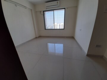 Room in 2 BHK Apartment at Mittal Sun Universe, Sinhagad Road – for Sale